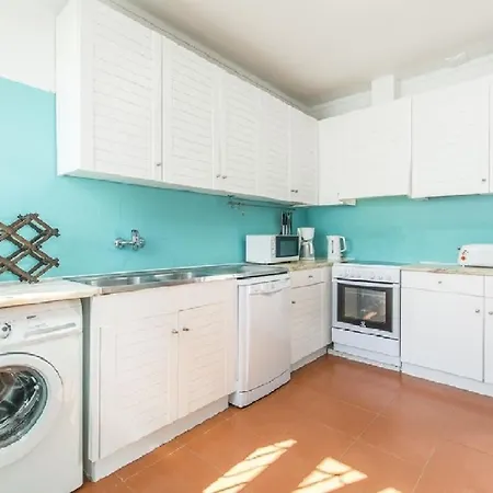 Apartamento Waterfront For 12 People Contact Benehad1977 Outlook Com